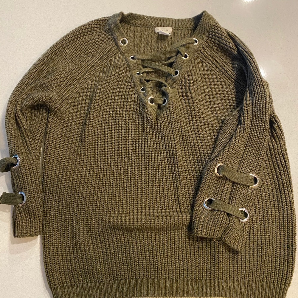 Main Strip Sweater